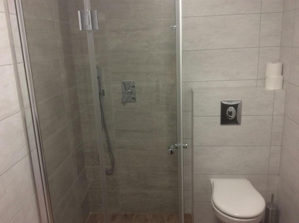Pokoje U Ewy Piotrowice  Экстерьер фото